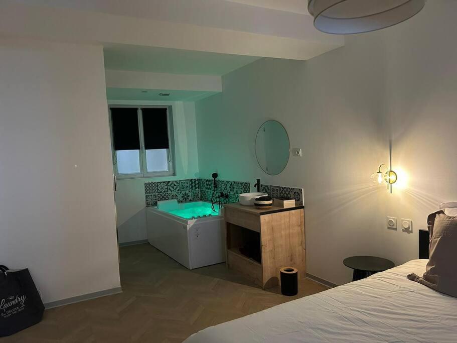 Appartement Spa 2 Pers-Couteliers-Centre Ville Moulins  Dış mekan fotoğraf